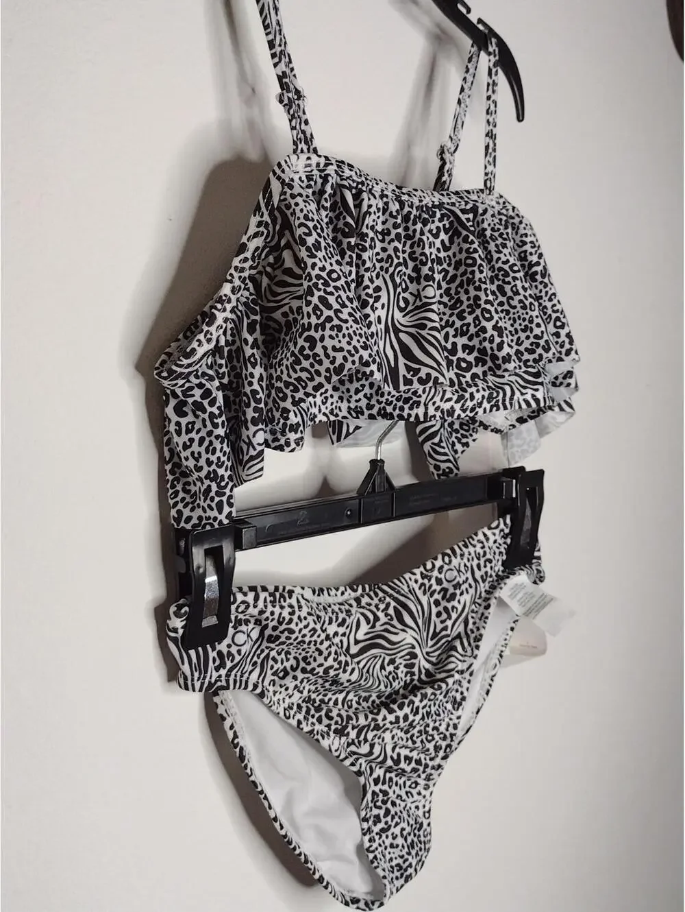NWT Calvin Klein Girl's 2 Piece/Black,White Swimwear Size M(8-10)